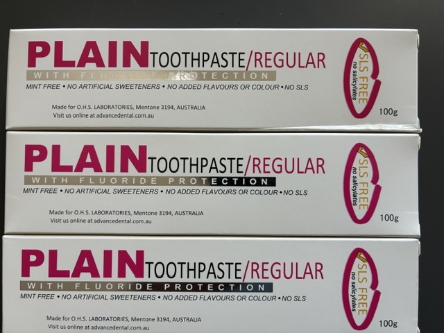 Plain toothpaste TRIO